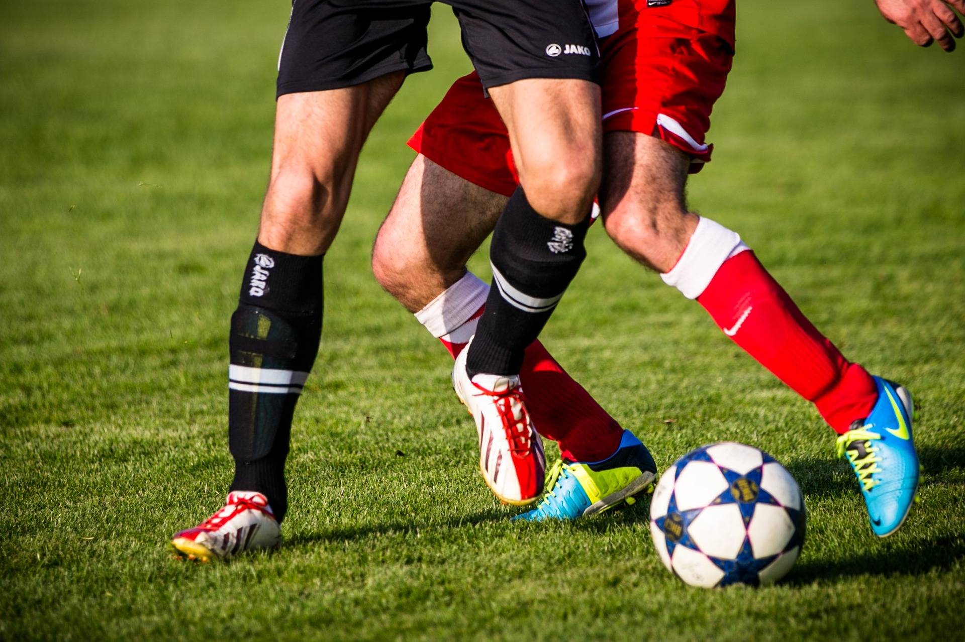 [RECHERCHE - FOOTBALLEURS] - Série Canal +